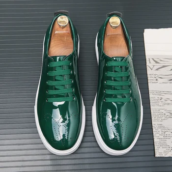 Демисезонная кожени обувки, висококачествени ежедневни обувки от лачена кожа, маратонки дантела, модерен дизайнерски кожени обувки на зелена подметка